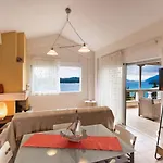 아파트 Island View